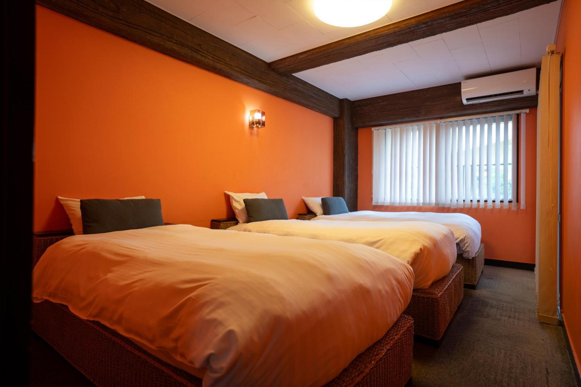 Royal Hotel Yomitan Eksteriør bilde